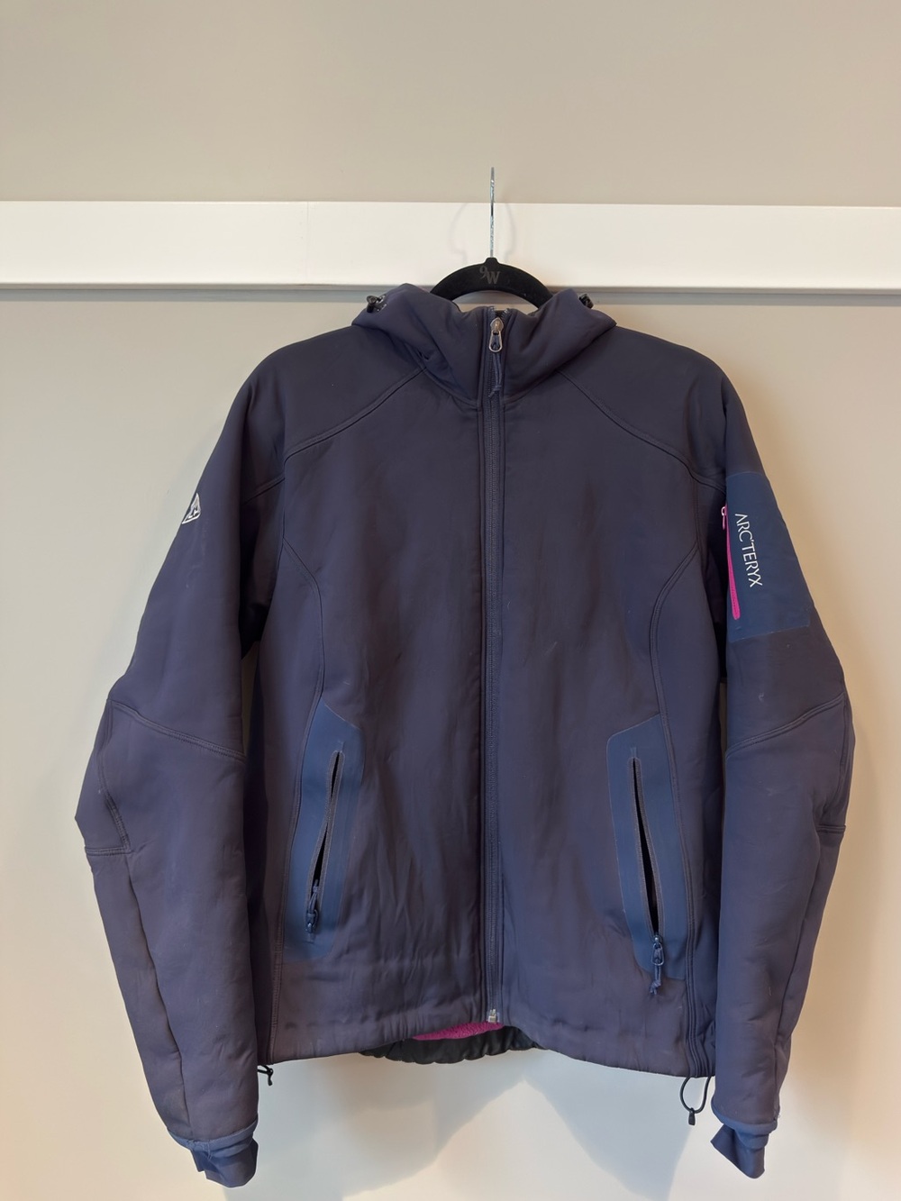 Vintage Arcteryx Hyllus Hoody CMH Heli Ski Patch - Large